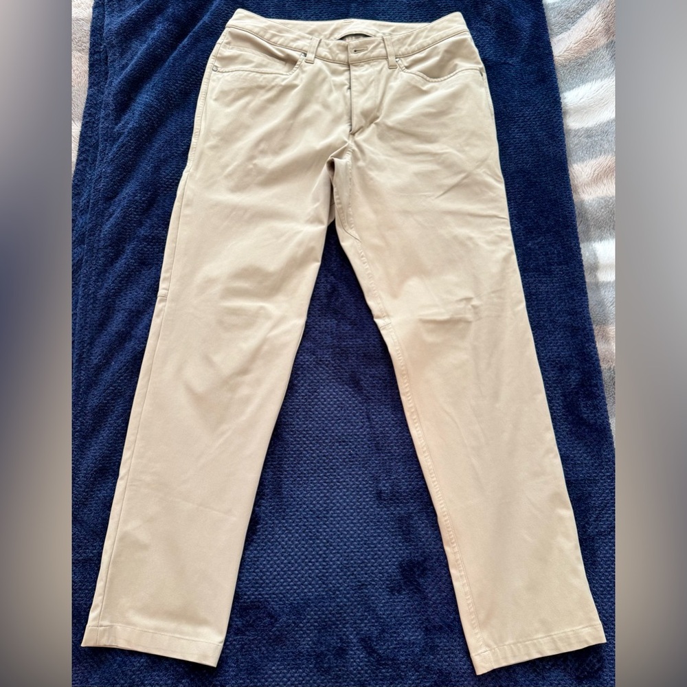 Lululemon ABC Classic Fit 30x30 Tan 5 Men’s Pocket Warpstreme Pant